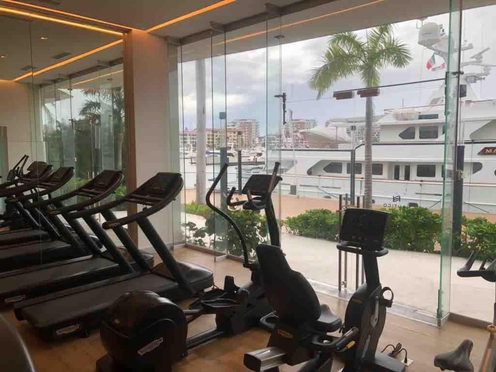 Apartment New Nautico With Marina View And Rooftop Pool Plus Gym